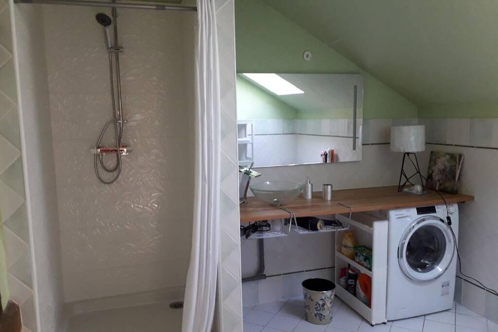 De Calme et D'eau Villa trois étoiles formule sans SPA 6 personnes wifi Ladon Exterior foto